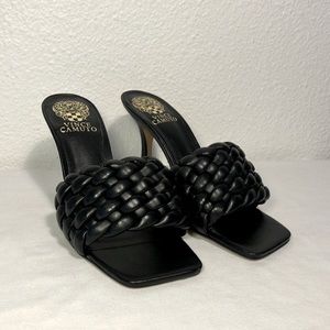 NWOT Vince Camuto Women Brinela Heeled Slide Sandals Size 7 Black Leather